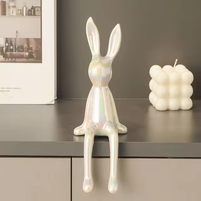 GoldenBunny – Adorable Gold Bunny Sculpture